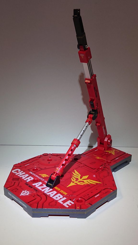 アクションベース1 シャア専用Ver.をアレンジしてネオ・ジオンVer.へ仕上げました。