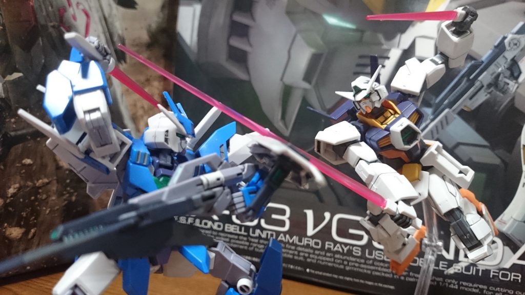 vsアースリィガンダム!
アースリィは中身G-3カラーが好みかもしれない