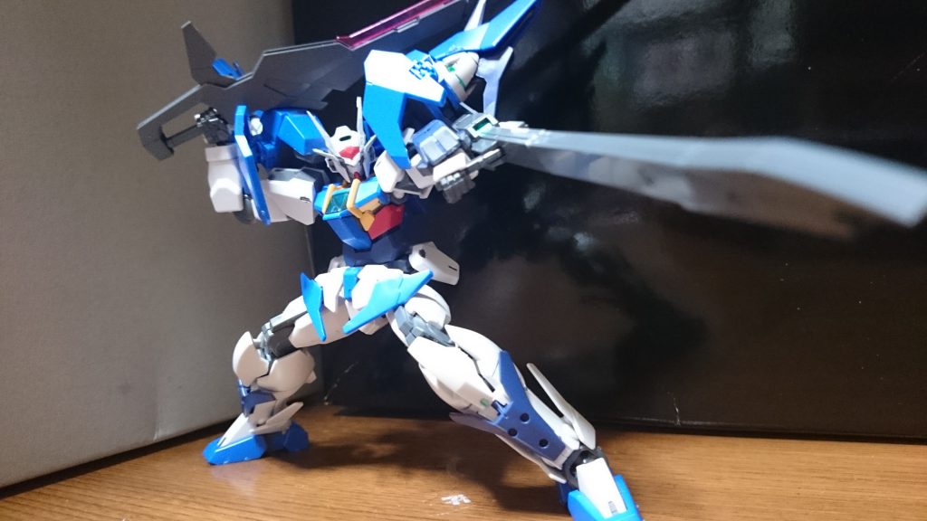 ・HGBDガンダムダブルオースカイ
リっくん再起の新機体っス!ダブルオー+デスティニーという内容。メビウスではそれらに加え、フリーダムも混じってるようっスね!