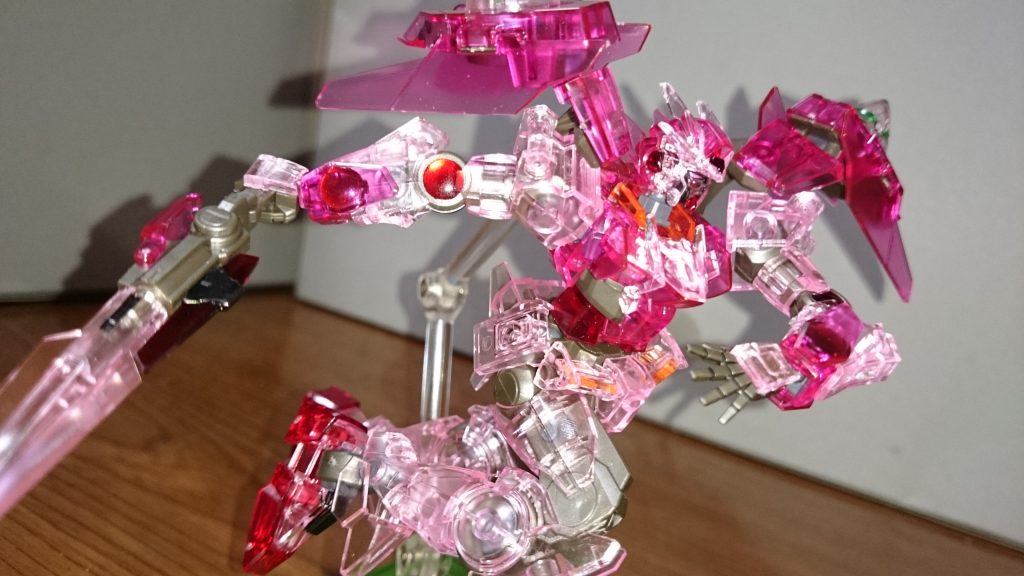 ・トランザムでアクション(照明付き)トランザムはフラッシュ焚いた方が映えるっスね