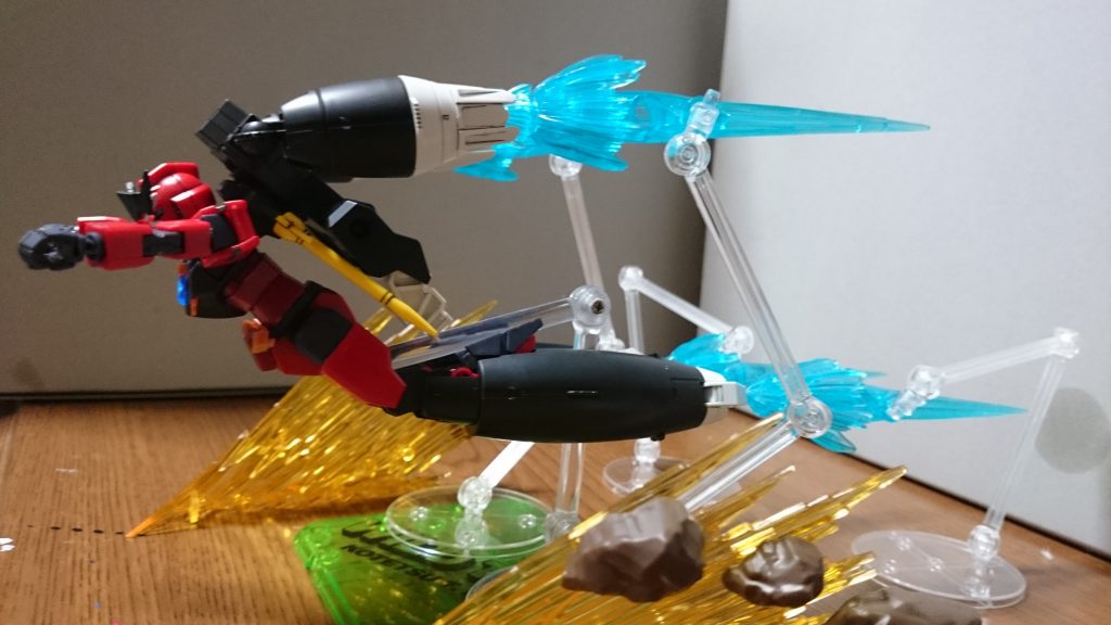 角度を変えてエフェクトの支柱が渋滞おこしてるっスね…… ………… ……リゼの初バトル！vsホマリ！