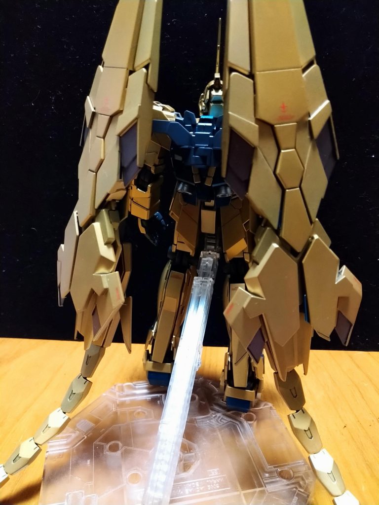 メッキの処理に失敗して塗装仕上げにしましたがゴールド塗装もイマイチな仕上がりになってしまいました。