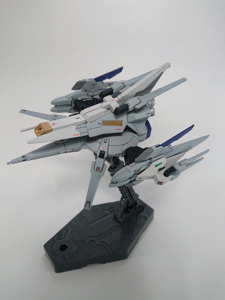 今回の支援機「ドラグーンフライヤー」プロヴィデンスのバックパック、オーライザー、ブレイブのシールドで構成されています。バランスのためにシールドは元の物より短くしてあります。各所にドラグーンを追加しています。
+