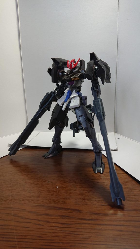 正面 可動域確保のため足のこうパーツを取って(なくして)ある。