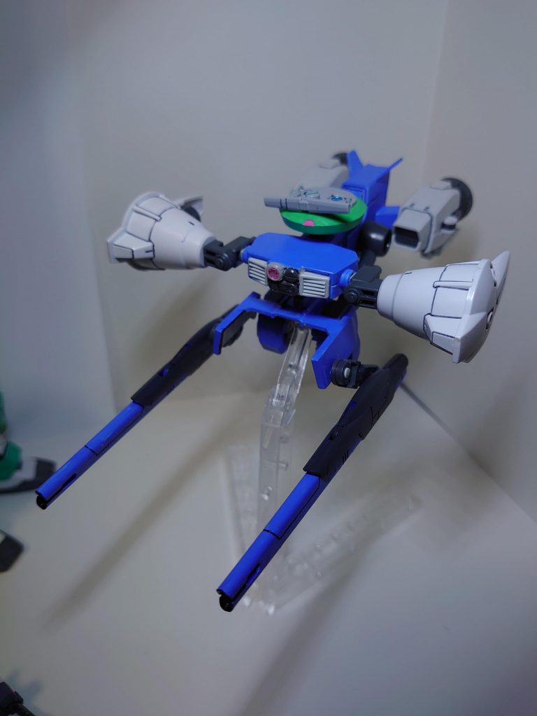 バックパック兼 支援戦闘機 のブースターユニット
メガライドランチャーをメインにジャンクパーツで作製