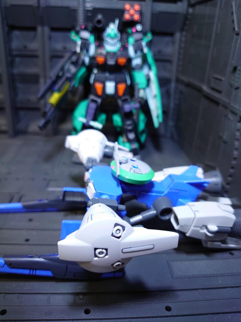 ジムカスタムFA スターダストスイーパー(星の屑の掃除屋)–3枚目/制作者：モリッチ