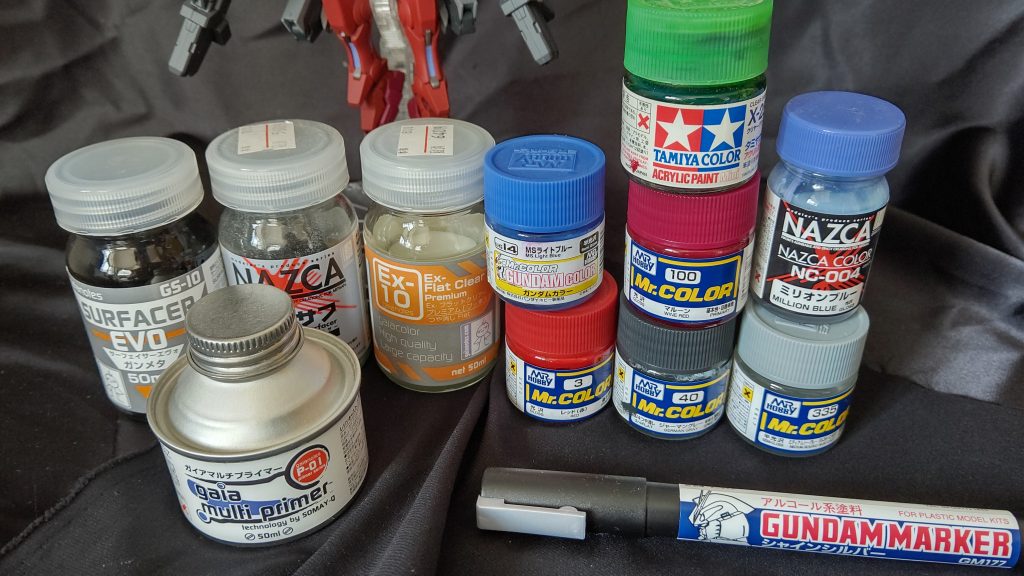 使用した色達
ﾌﾚｰﾑはﾌﾟﾗｲﾏｰ後ｶﾞﾝﾒﾀｻﾌのまま
本体はﾗｲﾄｻﾌの後、赤(なかなか色が乗らず大変だった(^_^;))
濃い赤はﾏﾙｰﾝにﾗｲﾄﾌﾞﾙｰちょい足し
GNﾄﾞﾗｲﾌﾞ部は裏にｼｬｲﾝｼﾙﾊﾞｰで表からｸﾘｱｸﾞﾘｰﾝ
ｹｰﾌﾞﾙはﾐﾘｵﾝﾌﾞﾙｰ
武器は2色のｸﾞﾚｰで
最後に全体に艶消しflatを吹いてます。