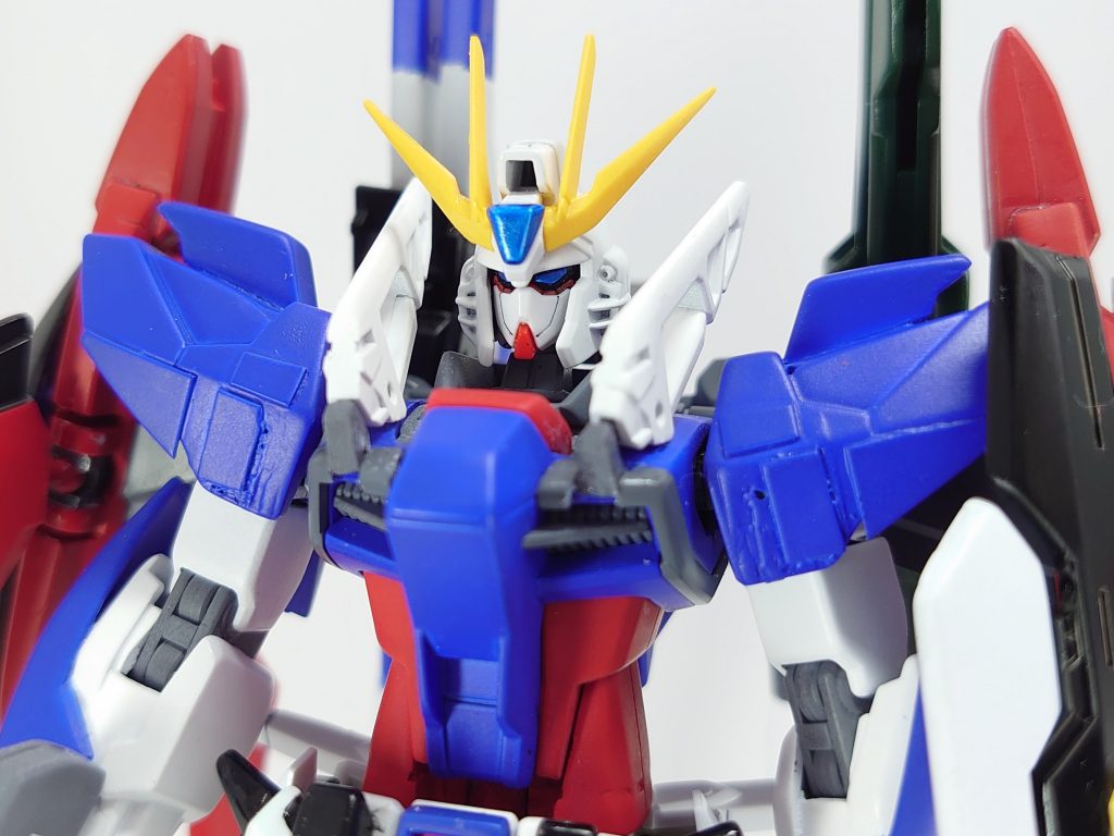 因みに、顔はヘッドはデスティニーフェイスはクアンタ、アンテナはビルドストライクを使用してます