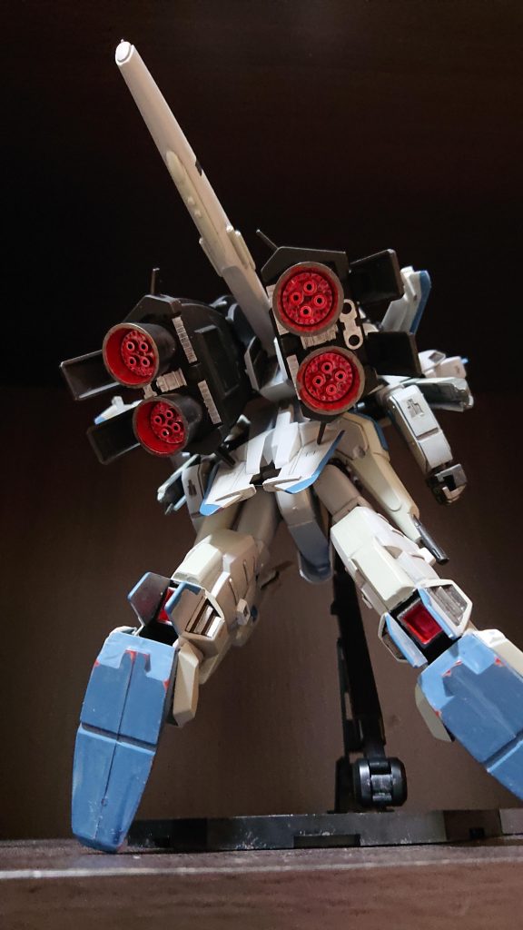 撮影して気付く。足の裏は手抜きでした(笑)
    +