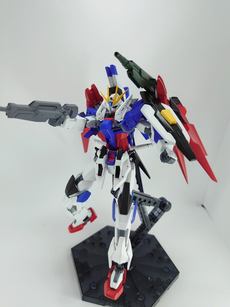 GNバスターライフルバックパック左側に装備ダブルオーセブンソード/Gの物を使用変更としてはキャノン風に使用可能に