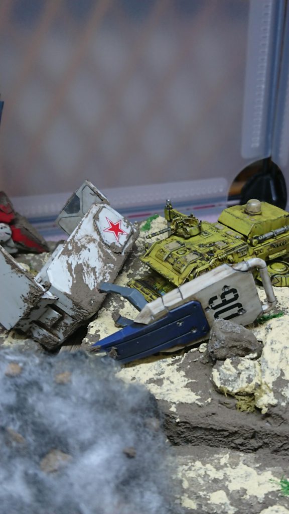 説明書によると周囲探知(アンダーグラウンド・ソナー)とのことなので、探知中の車体をシールドで保護。