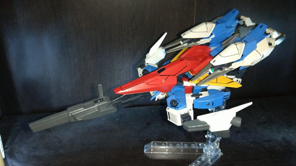 スカイやガイアとは違い、こちらは戦闘目的ではなく、潜水移動を目的にした形態ですはっきり言って、全形態で1番燃費が悪い機体です