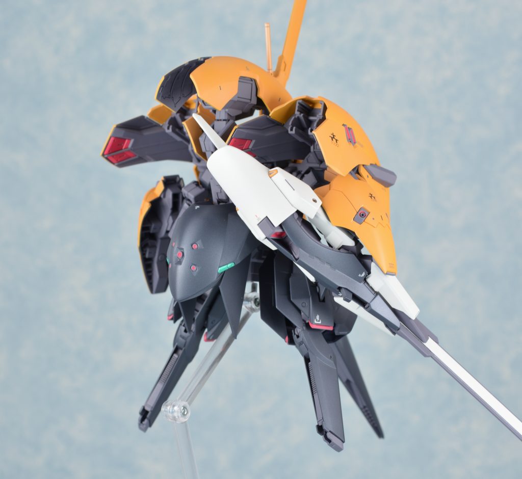 シールドの接続はネオジム磁石に変更しています。