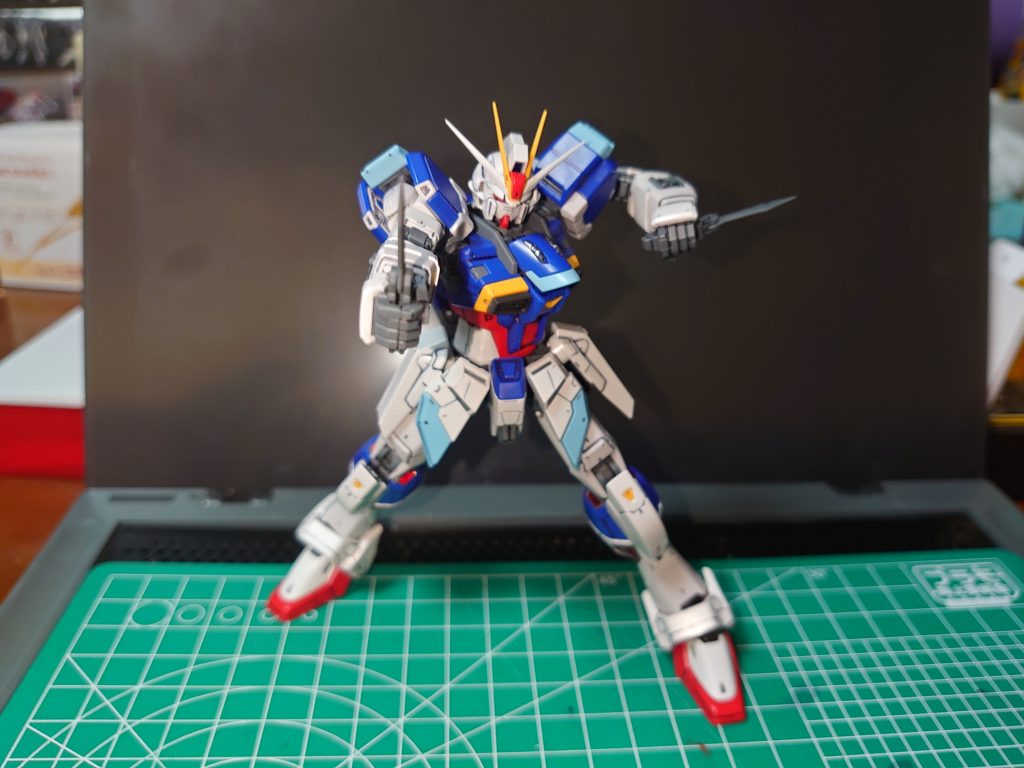 デカールを貼る前に撮ったものこっちの方が良く撮れている…