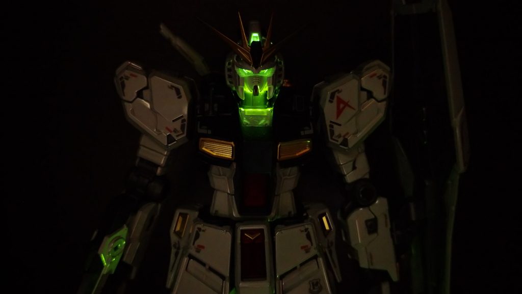 νガンダム 発光ver–6枚目/制作者：@emiya_GUNDAM