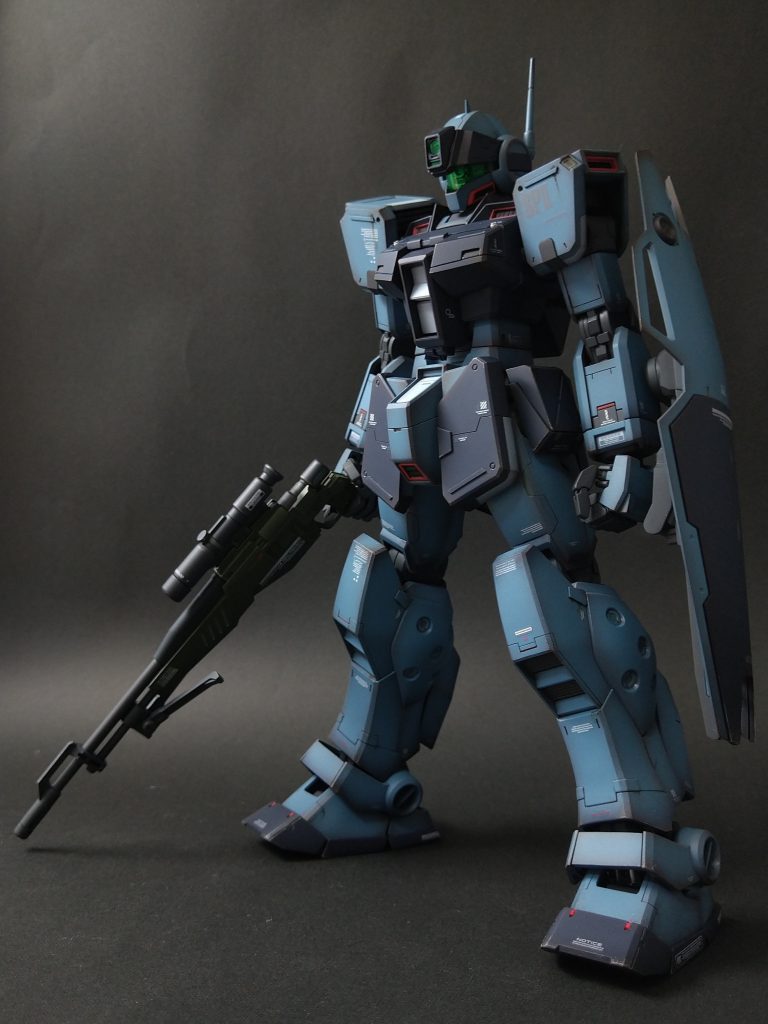 最初は不純な動機でしたが、一つ一つのパーツに魂を込めて加工しました。
作り終えてみればジムスナの事が大好きになりました。

最後まで見ていただき、本当にありがとうございました！