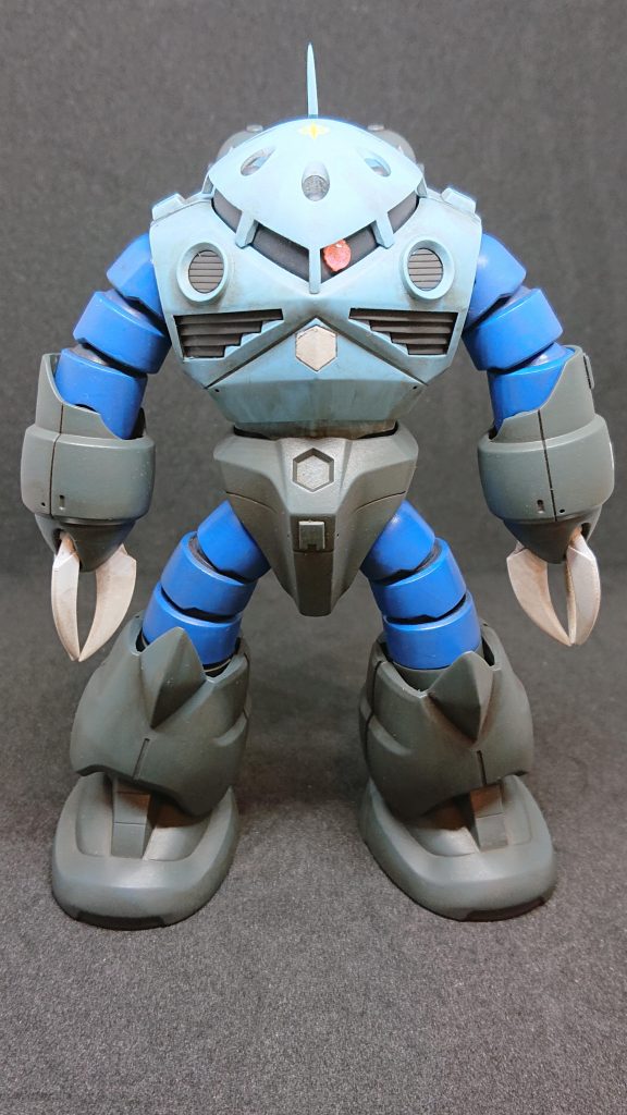 モノアイはHアイズに置き換え。