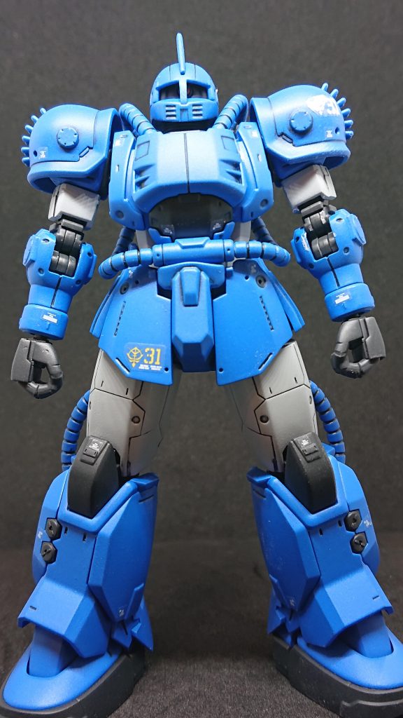 ザクより強そうな機体です。