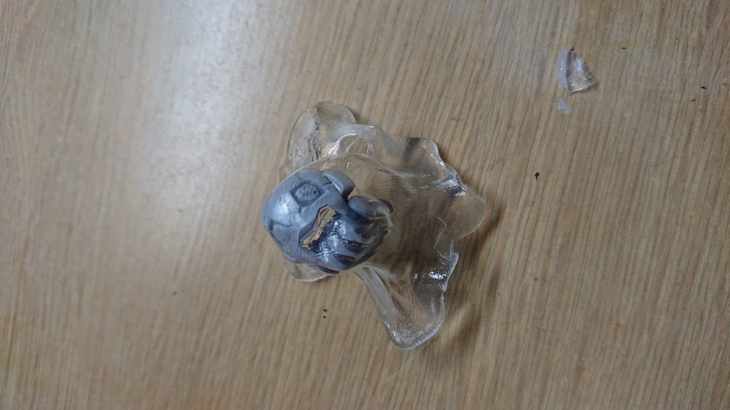 Iフィールドのエフェクトに四苦八苦しましたおゆまるて作ってます