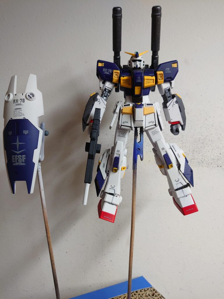 デカールをなかなか貼らずに放置していた6号機