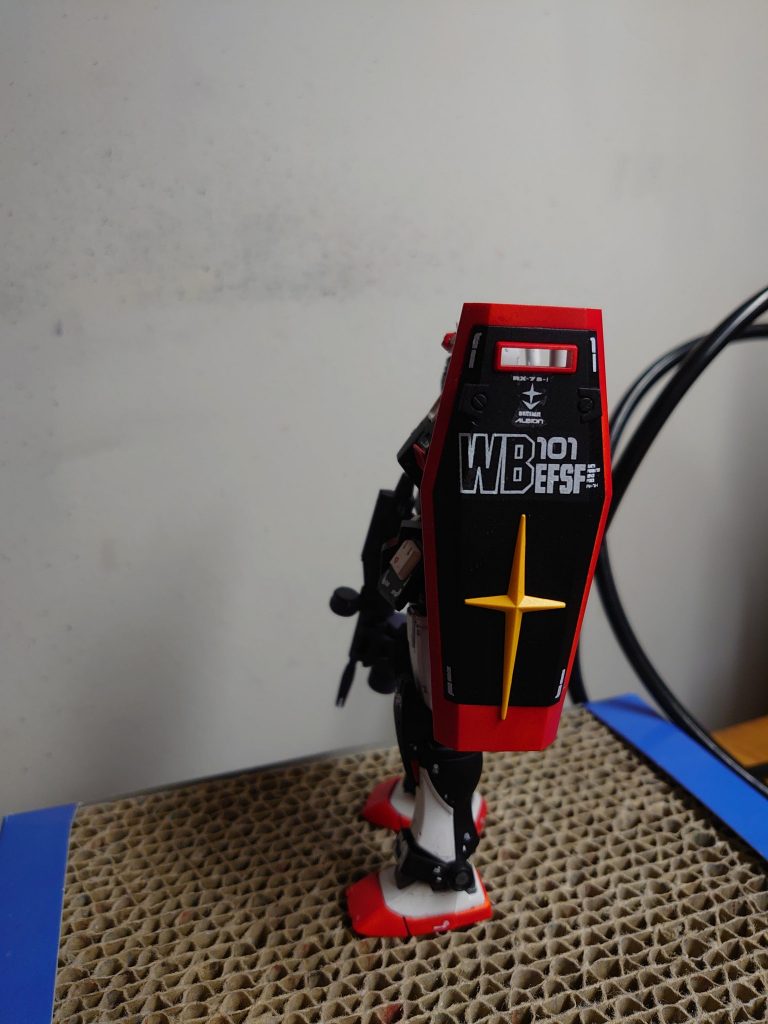 ガンダム1号機–2枚目/制作者：勝利