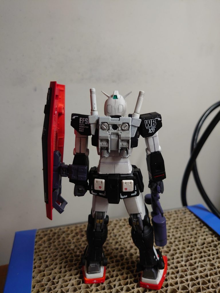 ガンダム1号機–3枚目/制作者：勝利