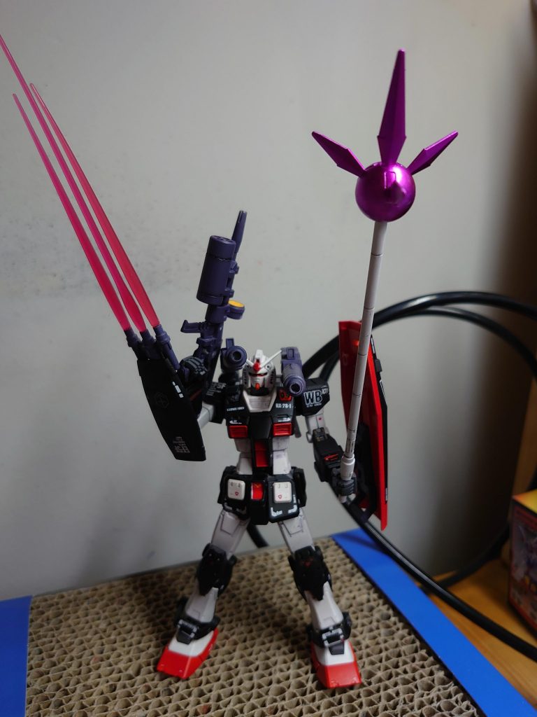 ナパーム ビームジャベリン 三連ビームサーベルシールド ビームキャノン装備