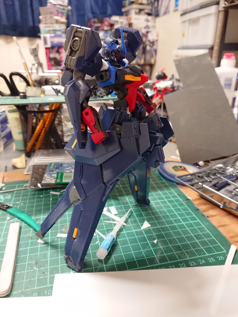 大まかなシルエット調整。