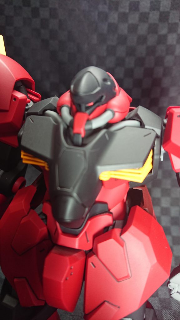 モノアイはメタルテープ貼り付けです
    +