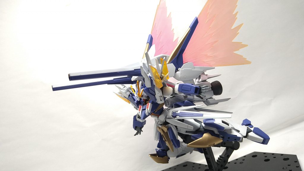 [武装:光の翼]
V2アサルトバスターから流用。