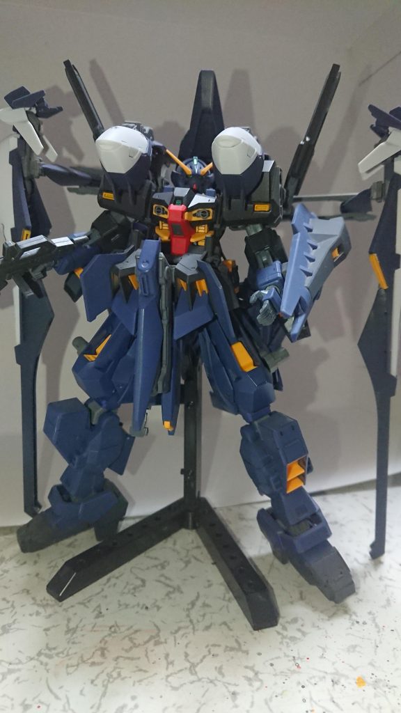 ③ハイゼンスレイ・ラーⅡ形態
追加武装:フルトドⅡ、強化型ウインチキャノン×2
内容:ラーⅡ形態。攻撃力を向上