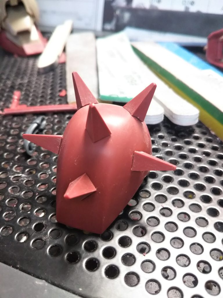 スパイクパーツが余ってたので、一本追加。