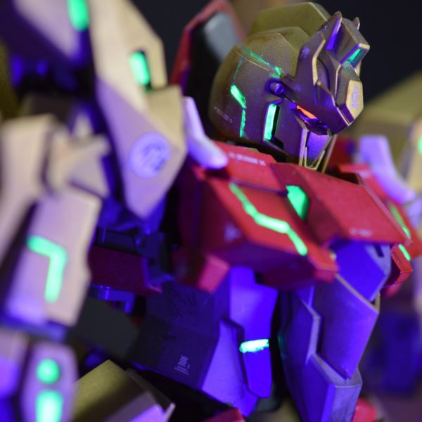 MG デルタプラス クワトロ専用サイコフレーム試験機仕様