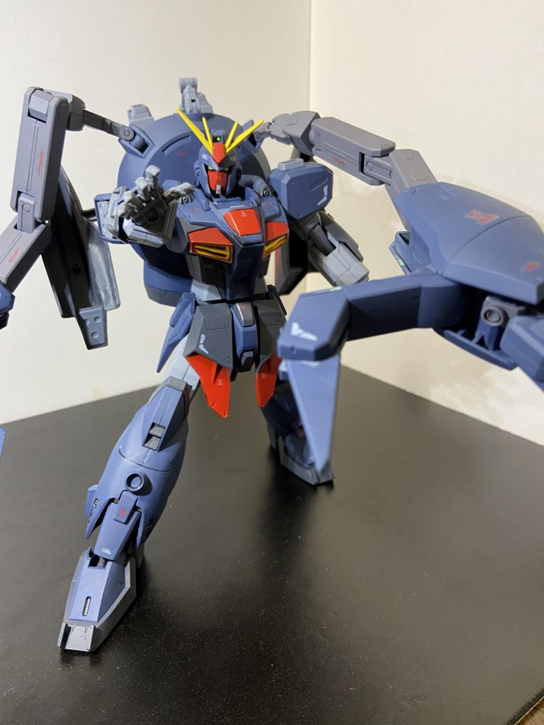 アトミックシザーズ展開。
自立出来る事を意識して制作。