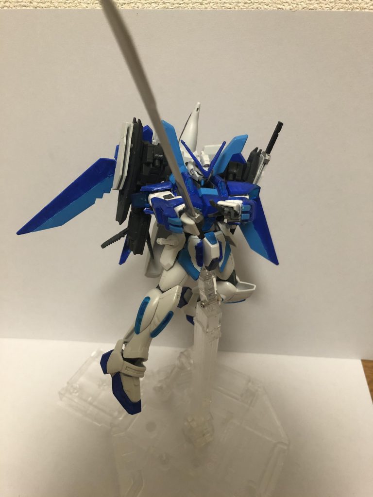 クロロスソードブルーインパルスに搭載された対艦戦闘を視野にいれた装備。2本搭載されてるが、基本は一刀流で戦う
    +