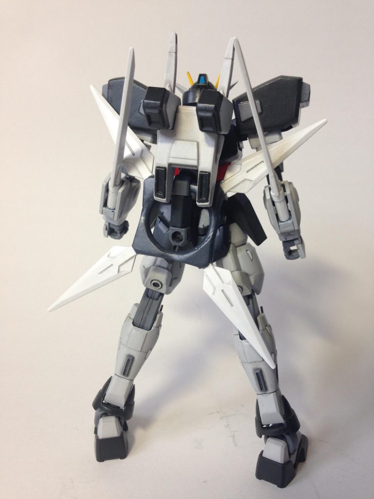 接続パーツを使えば腰部に装備できます。