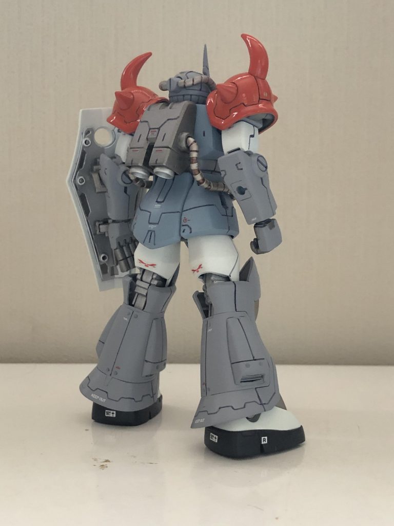 後方。やっぱりMSは、この角度が個人的に大好き。