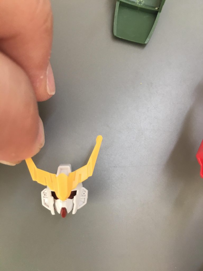 ツノはHGバルバトスからいただきましたよ。
    +