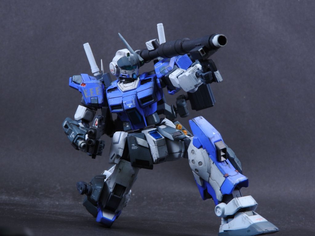 追加武装『ディポーザブルバズ』
装弾数2発の撃ち捨て式バズーカ。
威力はハイパーバズーカから据え置き。
背部マウントに装備可能。