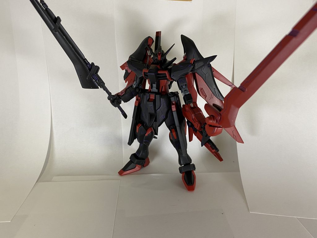 二刀流にも出来ます　鍔迫り合いしてる時に分解して不意を突いて攻撃する感じです