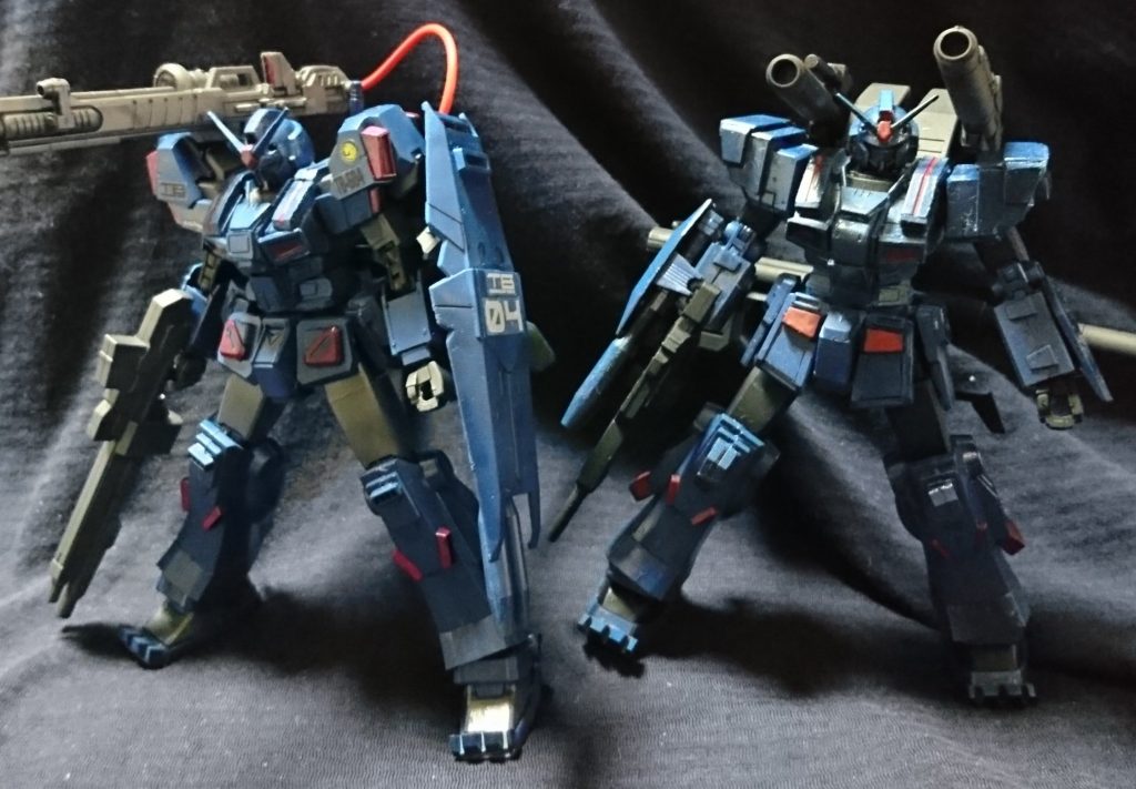 ＦＡ４号機とＦＡ６号機　配色は同じアルティメットオペレーション青ＦＡカラー　