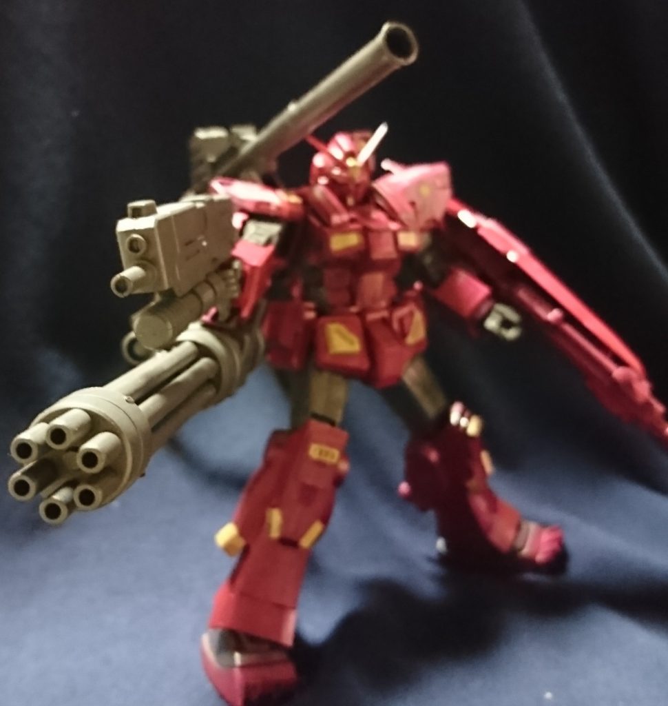 ペイルライダー付属のは少し小さいのでビルダーズパーツのジャイアントガトリングガン