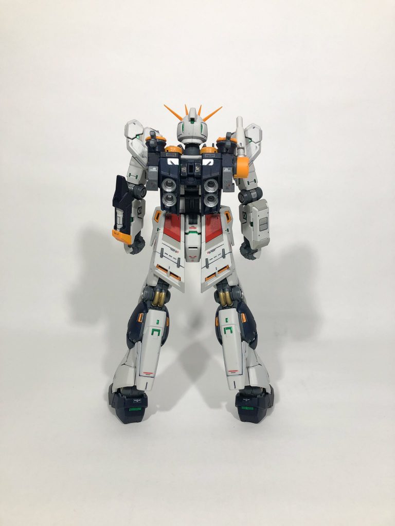 無装備状態 背面