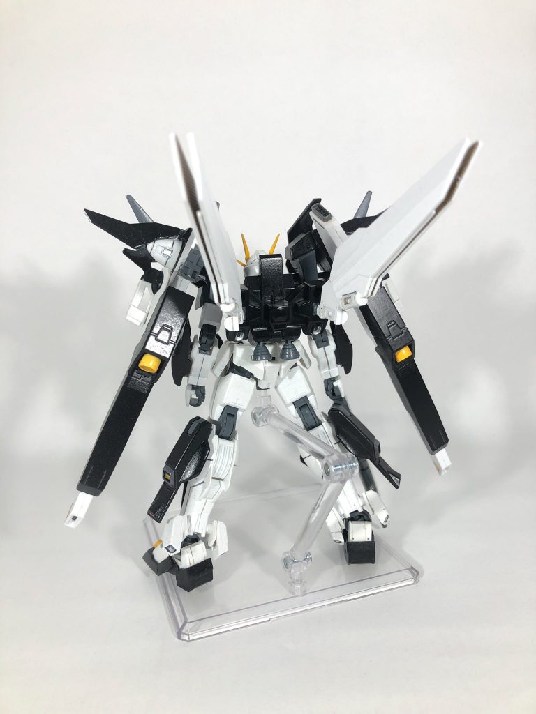 背面