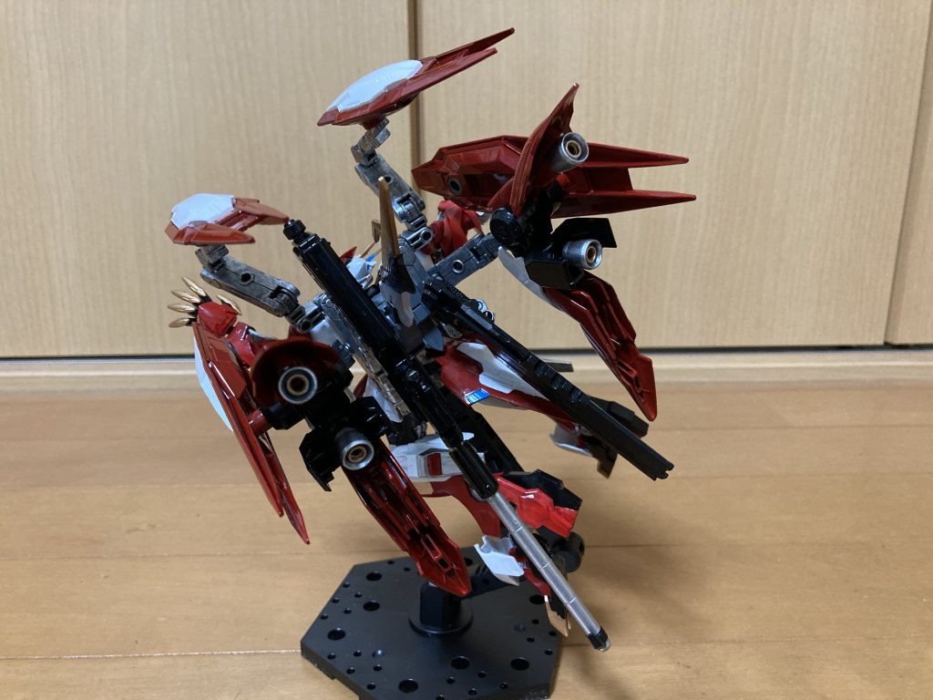 高速機動モード。1枚目の写真のバックから
    +