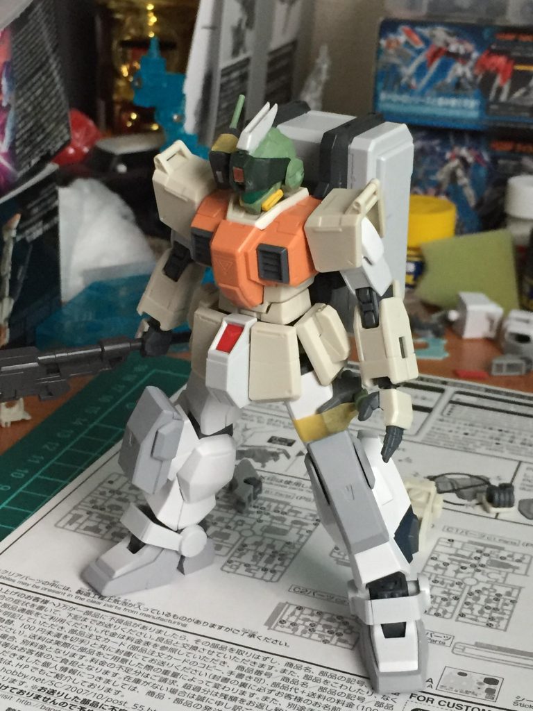 初期案。このジムスナの頭が後々の改造に役立ちます。