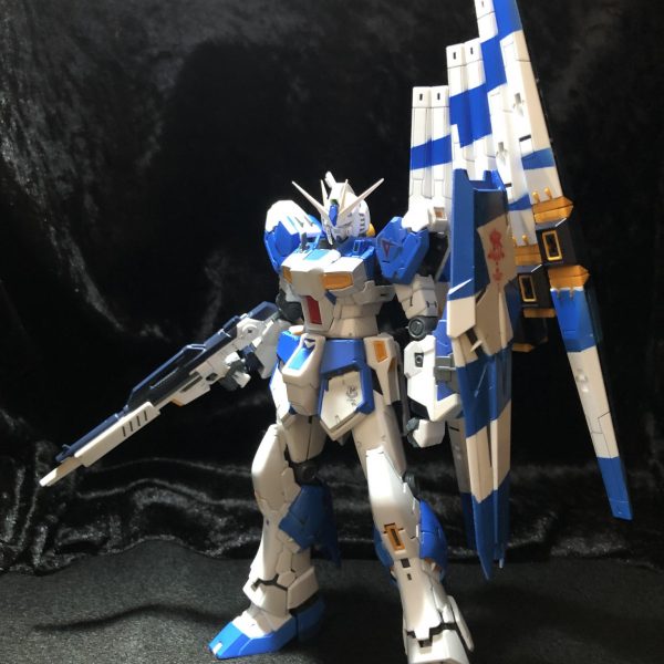 νガンダム　Hi-νカラー