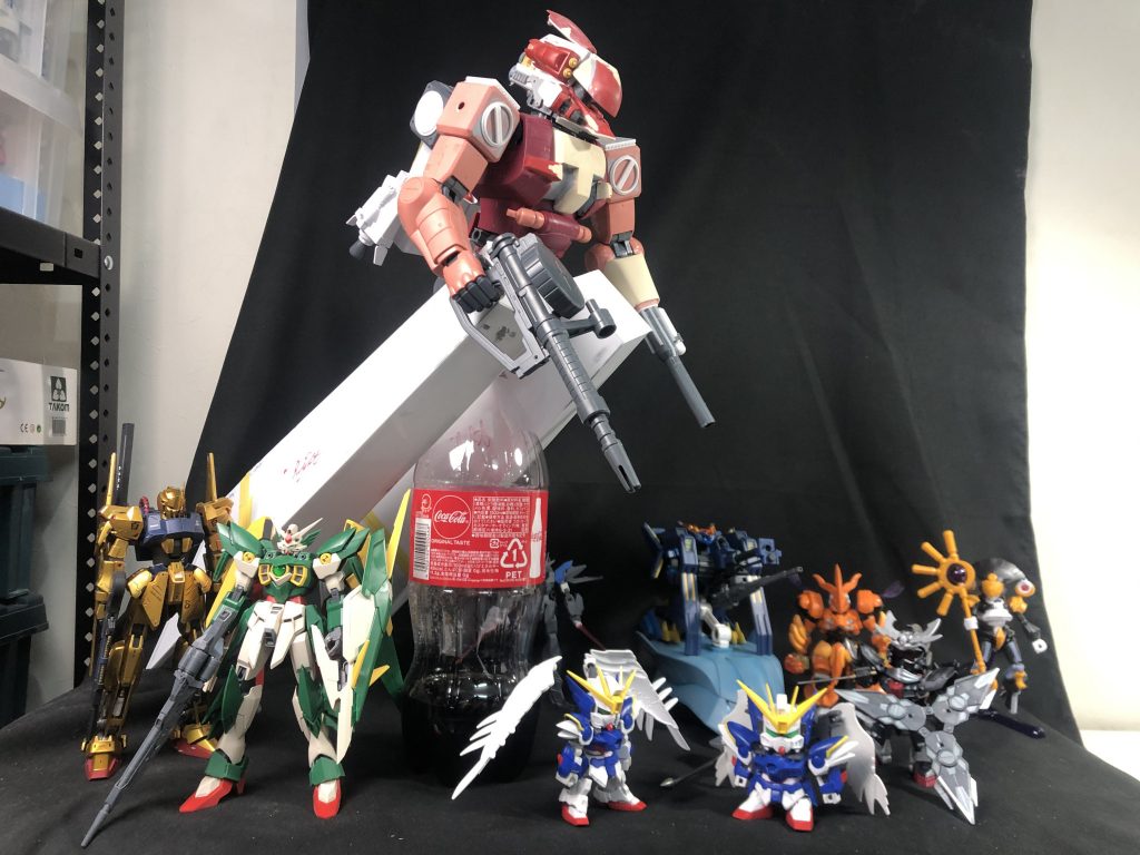 札幌市内某所での製作会での一枚。デカすぎだしどうやって飾るんだよと笑うしかない()