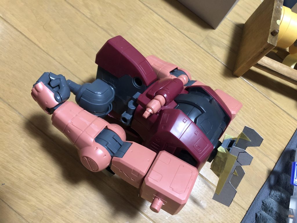 (ねぇ…これをドラッツェにするとか無理じゃね…頭の形状全然違うじゃん…)の図