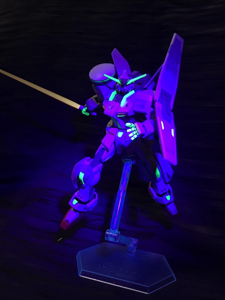 蛍光塗料のムラが凄くてもう二度と使わん!って思ってしまいました。
小面積ならちょくちょく使いたいですね。